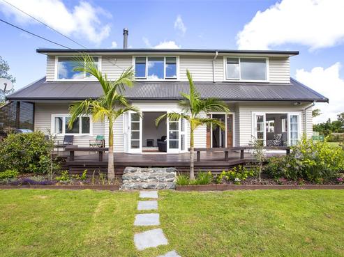 21 Harbour View Road, Point Wells