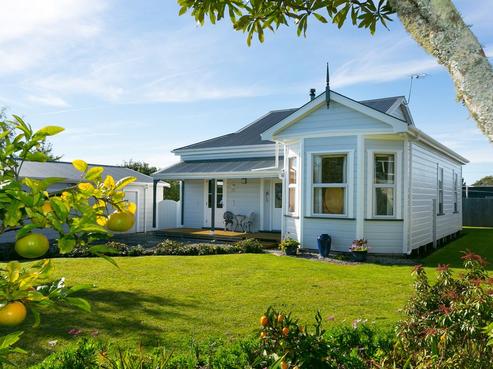 22 Ngakoti Street, Urenui
