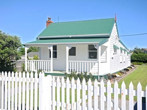 7 Rangiuru Road, Otaki Beach