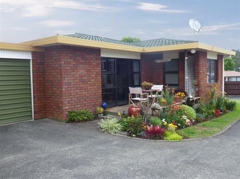 1/5 Carr Street, Kamo