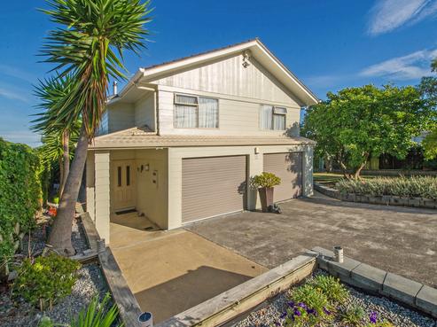 11 Pureora Place, Clendon Park