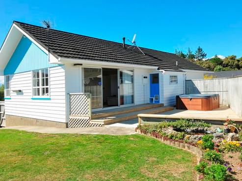 16 Robson Street, Stokes Valley