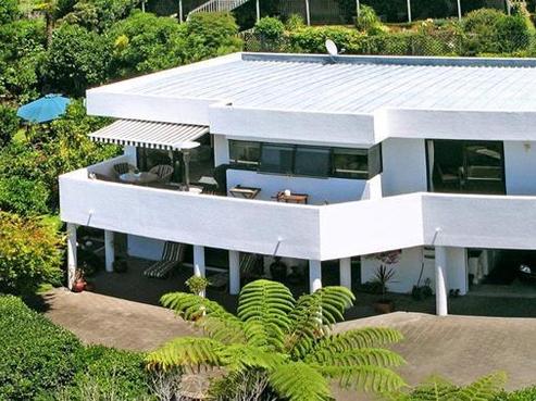 204B The Drive, Whangamata