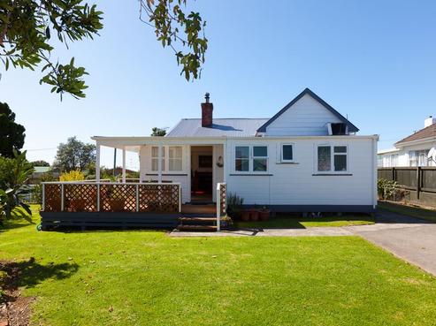 17 Mouatt Street, Waitara