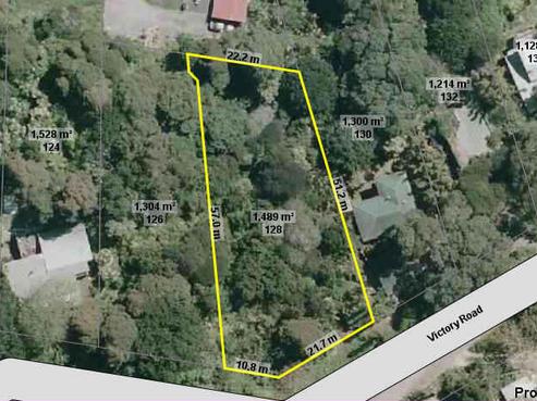 128 Victory Road, Laingholm