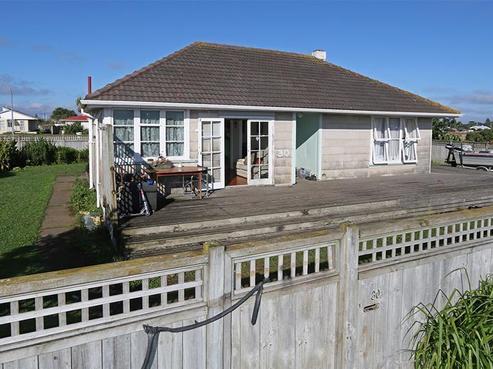 30 Whitcombe Road, Opunake