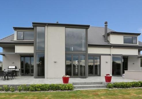 55 Rosewood Drive, Rosedale