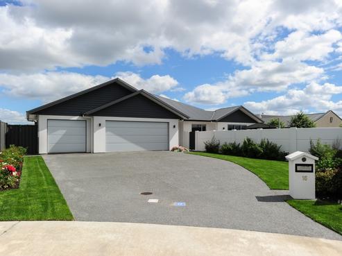 16 Whittaker Place, Havelock North