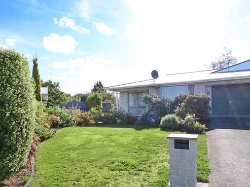 8 Cedar Crescent, Feilding