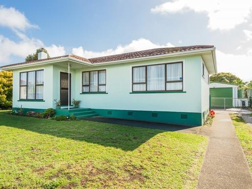 98 Hinau Street, Castlecliff