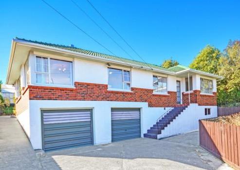 338 Kenmure Road, Kenmure