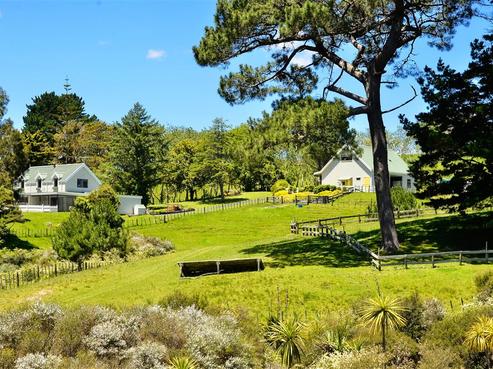 168 Amreins Road, Taupaki