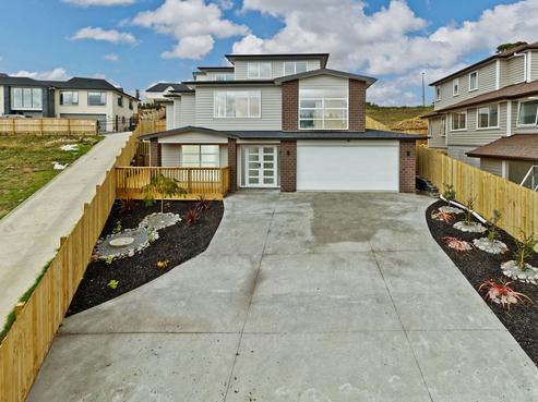 17 Golden Morning Drive, Albany Heights