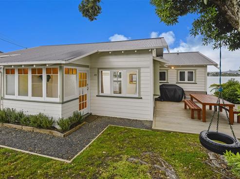 99 Norwood Road, Bayswater