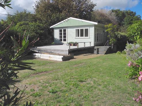 16 Kowhai Grove, Raumati Beach