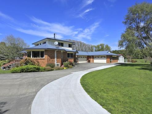 2 Armstrong Road, Te Puna