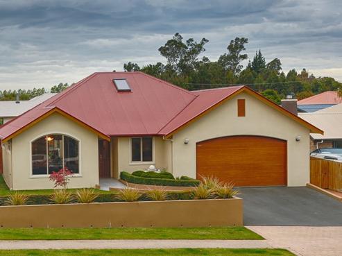 22 Grove Avenue, Weston