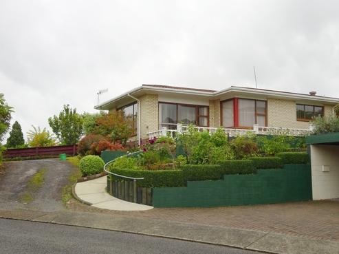15 Gwendoline Street, Glenholme