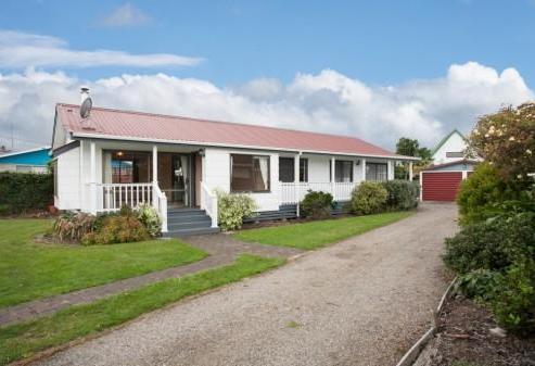 64 Spencer Street, Leamington