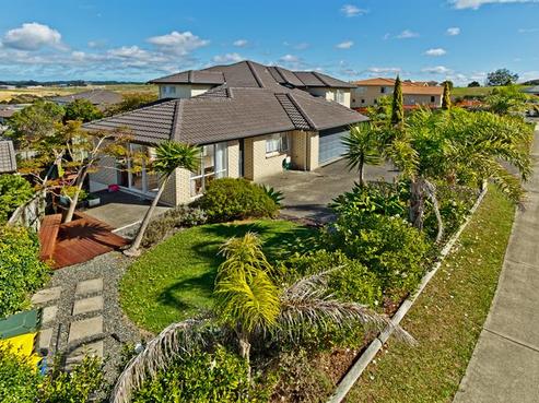 36 Ballymore Drive, Pinehill