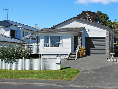 1/18 Barbados Drive, Unsworth Heights