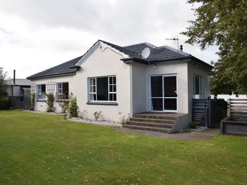 203 Saint Andrew Street, Glengarry