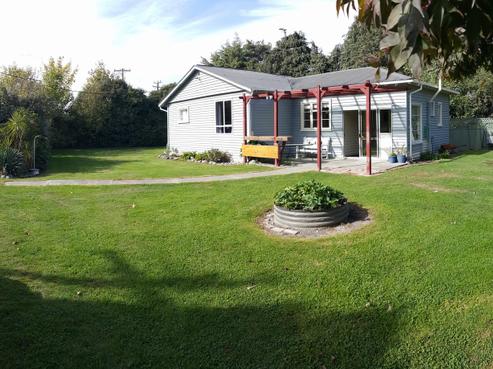 230 River Road, Elgin