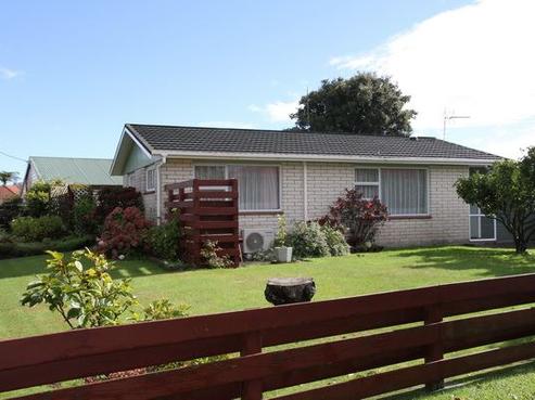 67 Dixon Avenue, Hawera