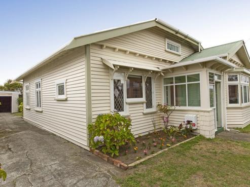 14 Bay Street, Petone