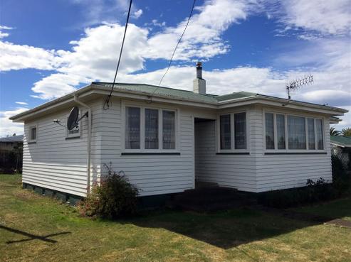 8 Consitt Street, Takapau