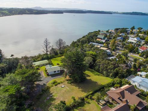 10 Ferndale Drive, Snells Beach