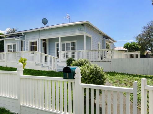 1 Village Place, Tuakau