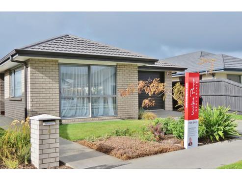 9 Gallaghan Close, Wigram