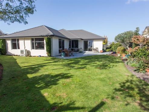 11 Glencullen Drive, Casebrook