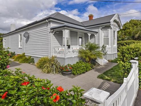 14 Vauxhall Road, Devonport