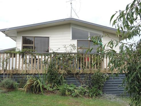 6 Frances Street, Tirau