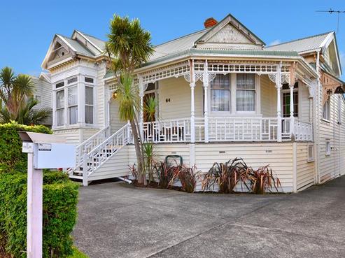 64 Calliope Road, Stanley Point