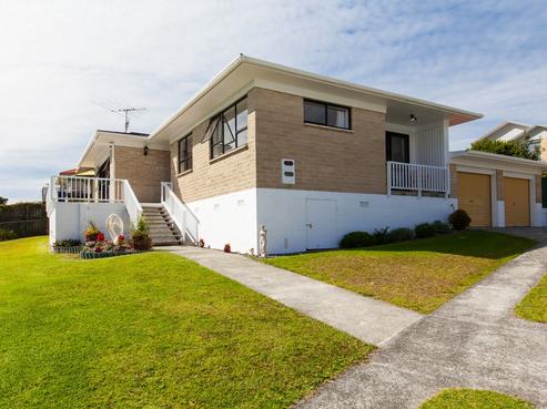 29 Pacific Parade, Army Bay
