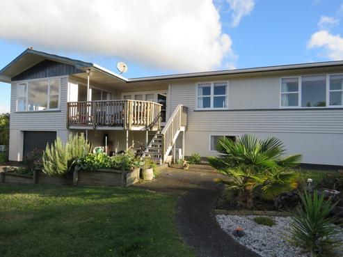 35 Hall Crescent, Taumarunui
