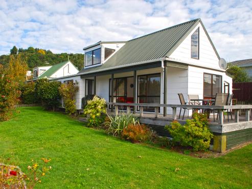 8A Kinder Street, Acacia Bay