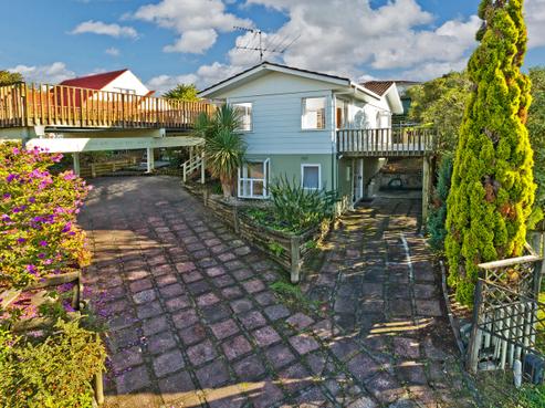 22 Tetrarch Place, Totara Vale