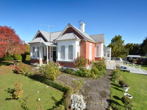56 Whitehaven Street, Lawrence
