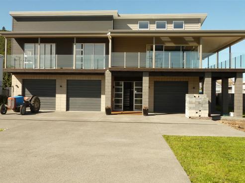 15 Tatahi Street, Te Puru