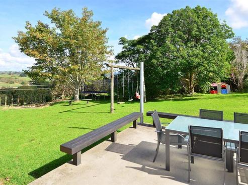 21 Whitehills Road, Waitoki