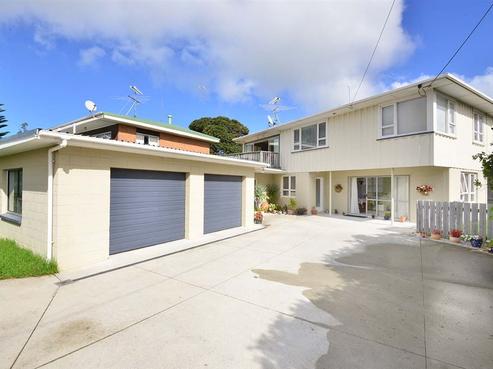 24 Centreway Road, Orewa