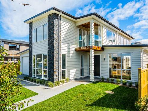 15 Westerley Place, Long Bay