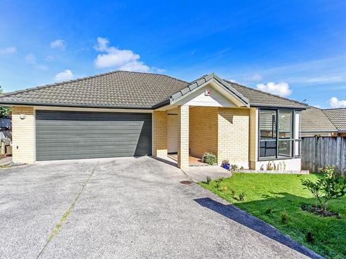 3/57 Whitford Road, Botany Downs