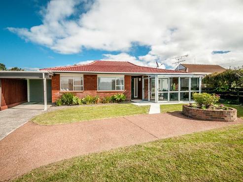 5 Rock Isle Road, Torbay