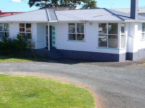 5 Collett Road, Otara