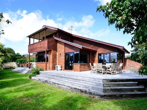 99 Wiseley Road, West Harbour